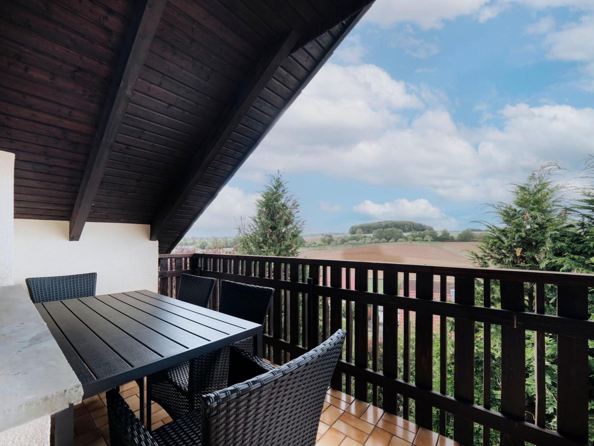 Casa Materi Poppenhausen Apartment Bagian luar foto